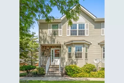 8 Ashley Ct, Franklin Township, NJ 08873 - Photo 2
