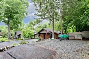 5 Longview Ln, Ringwood, NJ 07456 - Photo 38