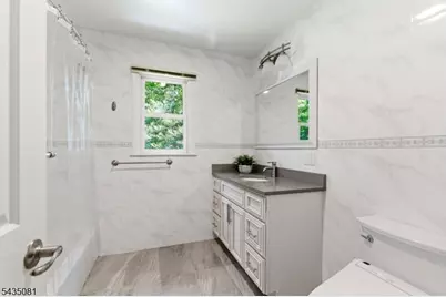 10 Dickens Ct, Morris Township, NJ 07960 - Photo 24