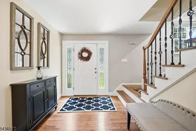 46 Westminster Dr, Parsippany, NJ 07054 - Photo 2