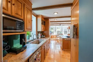 137 Reservoir Ave, Randolph Township, NJ 07869 - Photo 10