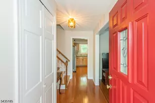 4 Hamilton Ct, Hanover Township, NJ 07981 - Photo 2