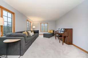 3 Tara Ct, Hardwick Township, NJ 07825 - Photo 4