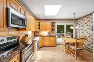 19 Rabbit Run Dr, West Milford, NJ 07435 - Photo 10