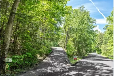 19 Rabbit Run Dr, West Milford, NJ 07435 - Photo 26