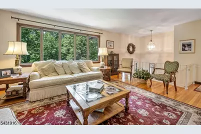 19 Rabbit Run Dr, West Milford, NJ 07435 - Photo 6