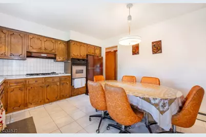 27 Bartsch Ave, Woodland Park, NJ 07424 - Photo 10