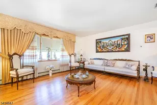 27 Bartsch Ave, Woodland Park, NJ 07424 - Photo 4