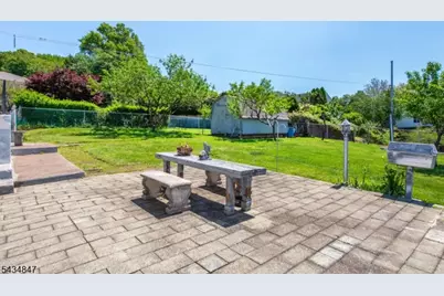 27 Bartsch Ave, Woodland Park, NJ 07424 - Photo 22
