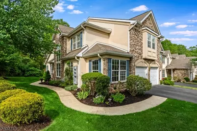 1 Ebersohl Cir, Readington Twp., NJ 08889 - Photo 2