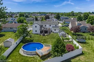 25 Louise Dr, Manville, NJ 08835 - Photo 2