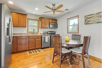 25 Louise Dr, Manville, NJ 08835 - Photo 28