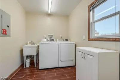 25 Louise Dr, Manville, NJ 08835 - Photo 34