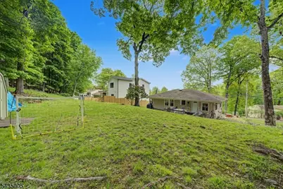 14 Valley View Dr, Rockaway Township, NJ 07866 - Photo 18