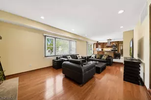 1 Winchester Dr, Scotch Plains Township, NJ 07076 - Photo 12