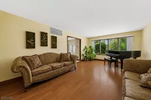 1 Winchester Dr, Scotch Plains Township, NJ 07076 - Photo 6