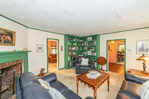 34 Unneberg Ave, Roxbury Township, NJ 07876 - Photo 8