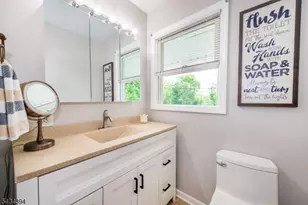 42 Summit Rd, Jefferson Township, NJ 07438 - Photo 16