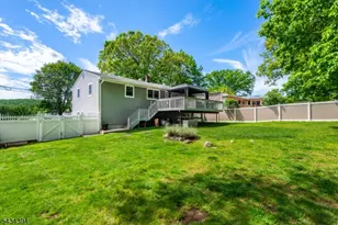 42 Summit Rd, Jefferson Township, NJ 07438 - Photo 24
