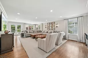 11 Cayuga Way, Millburn, NJ 07078 - Photo 4