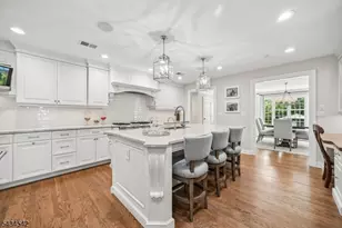 11 Cayuga Way, Millburn, NJ 07078 - Photo 8