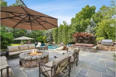 11 Cayuga Way, Millburn, NJ 07078 - Photo 24