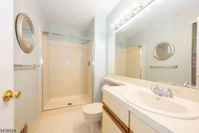 186 Larch Ln, Mahwah, NJ 07430 - Photo 20