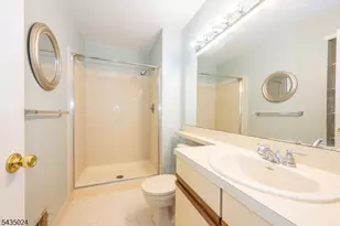 186 Larch Ln, Mahwah, NJ 07430 - Photo 20
