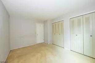 186 Larch Ln, Mahwah, NJ 07430 - Photo 16