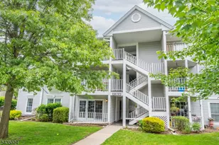 186 Larch Ln, Mahwah, NJ 07430 - Photo 24