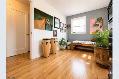 131 Long Hill Dr, Clifton, NJ 07013 - Photo 18