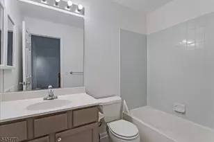 6 Crestwood Cir, Mount Olive, NJ 07828 - Photo 22