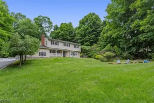 596 Terhune Dr, Wayne, NJ 07470 - Photo 2