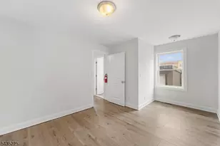 335 Henry St, Orange, NJ 07050 - Photo 12