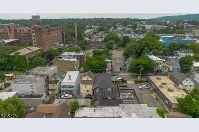 335 Henry St #3, Orange, NJ 07050 - Photo 24