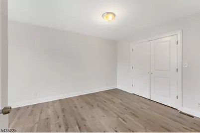 335 Henry St #3, Orange, NJ 07050 - Photo 14