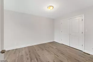 335 Henry St, Orange, NJ 07050 - Photo 14