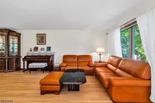 20 Heather Ln, Bernards Township, NJ 07920 - Photo 6