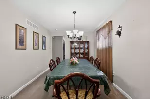 100 Coachman Dr, Florence Township, NJ 08505 - Photo 16