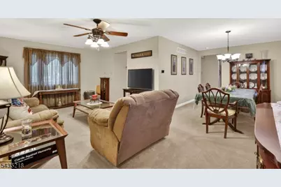 100 Coachman Drive, Florence Township, NJ 08505 - Photo 6