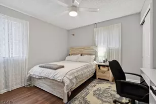 100 Coachman Dr, Florence Township, NJ 08505 - Photo 28