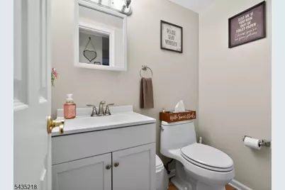 100 Coachman Drive, Florence Township, NJ 08505 - Photo 18