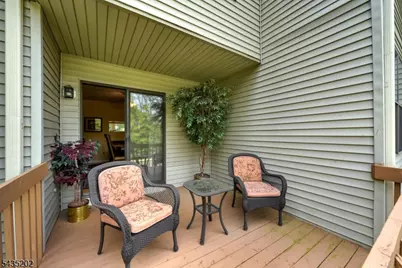 615 Revere Ct, Raritan Township, NJ 08822 - Photo 32