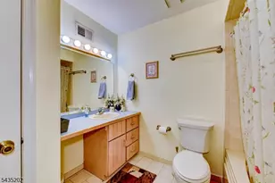 615 Revere Ct, Raritan Township, NJ 08822 - Photo 22