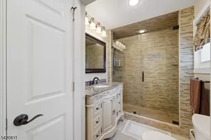 385 Berkeley Ave, Bloomfield, NJ 07003 - Photo 12