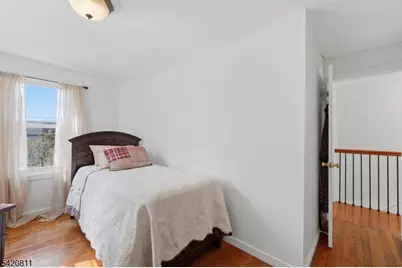 385 Berkeley Ave, Bloomfield, NJ 07003 - Photo 18
