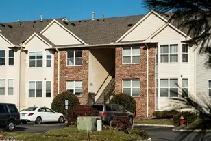 22 Frankie Ln, East Hanover Township, NJ 07936 - Photo 2
