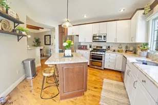 78 Kent Dr, Roseland, NJ 07068 - Photo 6