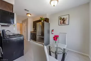 116 Peach St, Woodbridge Township, NJ 07001 - Photo 8