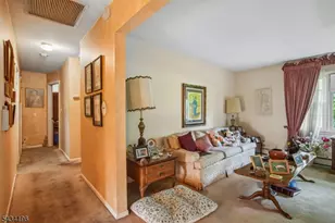 22 Marlton Dr, Wayne, NJ 07470 - Photo 4